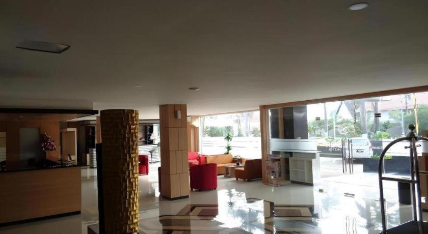 Grand Dian Hotel Slawi Тегал Экстерьер фото