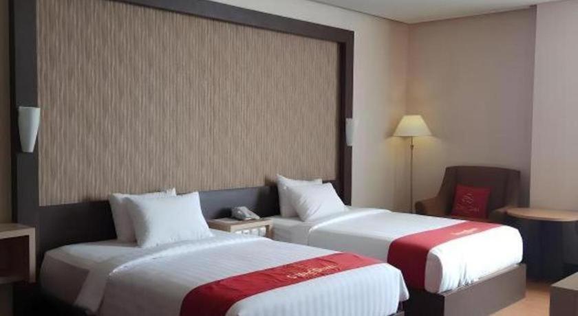 Grand Dian Hotel Slawi Тегал Экстерьер фото