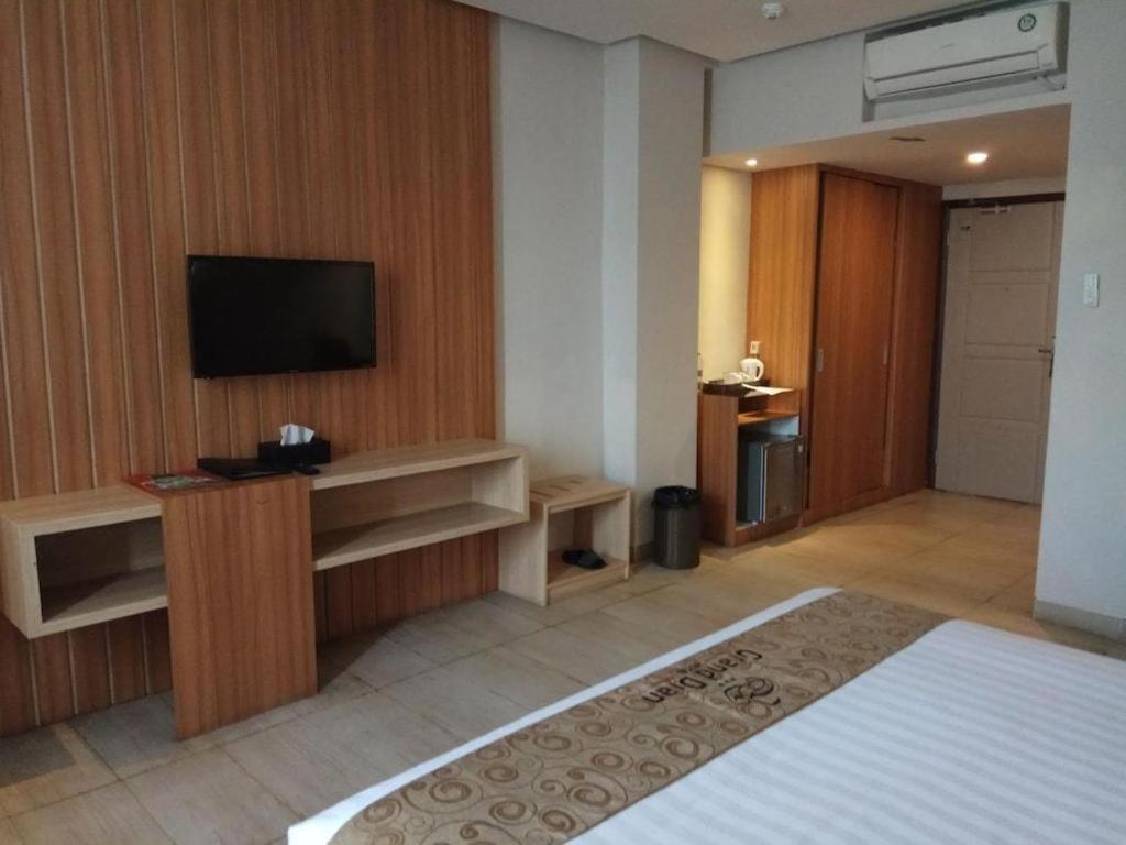 Grand Dian Hotel Slawi Тегал Экстерьер фото