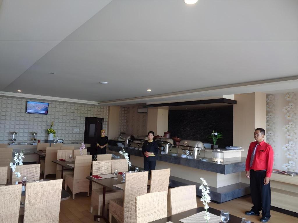 Grand Dian Hotel Slawi Тегал Экстерьер фото
